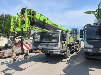 Mobile crane ZOOMLION ZTC250