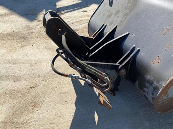 Loader bucket GODET CHARGEUR POUR CHARIOT ELEVATEUR: picture 5