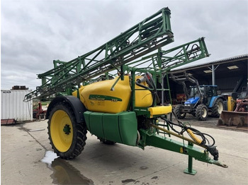 John Deere John Deere 732 Trailed Sprayer  leasing John Deere John Deere 732 Trailed Sprayer: picture 4