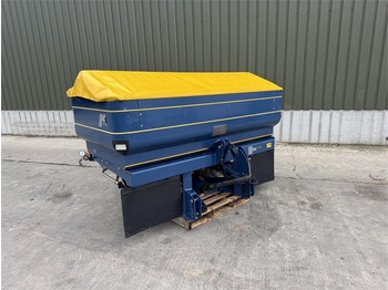 Fertilizer spreader