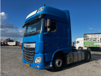 Tractor unit DAF XF 460