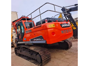 Crawler excavator DOOSAN DX300LC