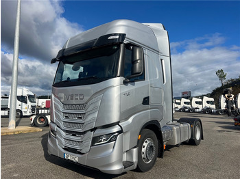 Tractor unit IVECO S-WAY