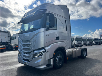 Tractor unit IVECO S-WAY