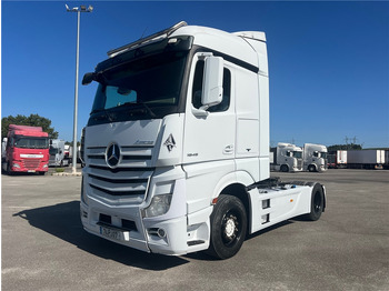 Tractor unit MERCEDES-BENZ Actros 1845