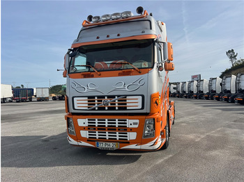 Tractor unit Volvo FH 16: picture 2