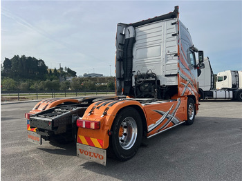 Tractor unit Volvo FH 16: picture 4