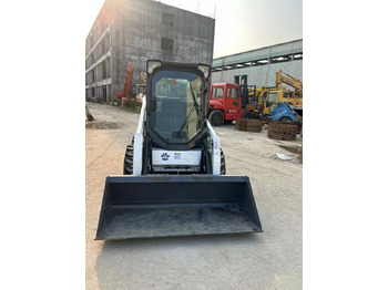 Skid steer loader BOBCAT S450