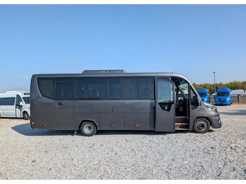 New Minibus, Passenger van Iveco Daily 70C21: picture 3