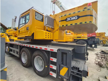 Mobile crane XCMG QY70K: picture 2