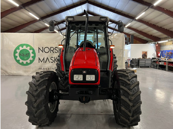 Farm tractor Massey Ferguson 4245: picture 3