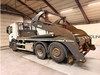 Skip loader truck Scania P410: picture 3