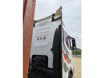 Tractor unit FORD Fmax 500: picture 2