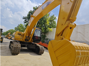 Crawler excavator CATERPILLAR 330C: picture 2