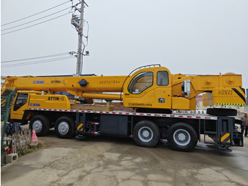 Mobile crane XCMG QY70K