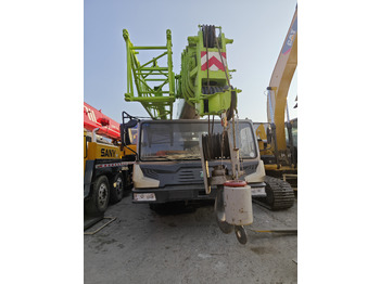 Mobile crane ZOOMLION ZTC500V