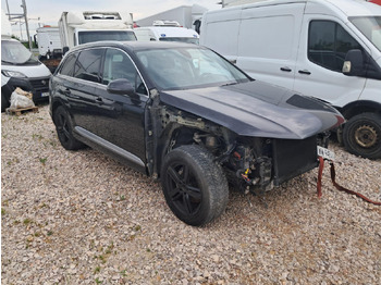 SUV AUDI