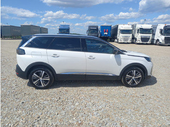 SUV PEUGEOT 5008 SUV: picture 4