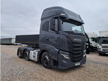 Tractor unit IVECO