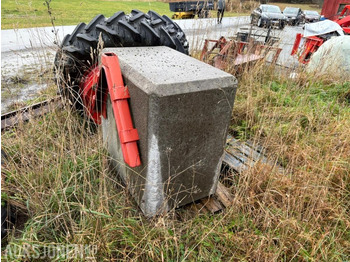 Agricultural machinery BETONGLODD TIL TRAKTOR / 1300KG: picture 2