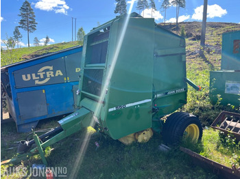 Agricultural machinery JOHN DEERE