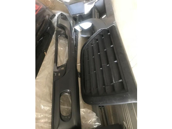 Bumper DAF XF 105