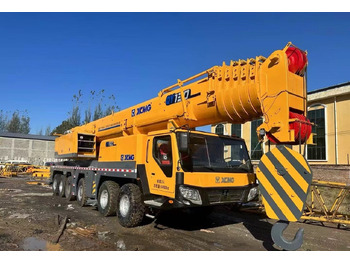 Mobile crane XCMG