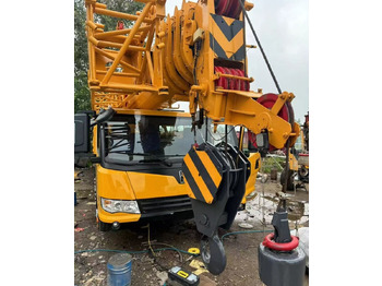 Mobile crane XCMG QY35K