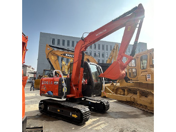 Mini excavator Hitachi  ZX70 Excavator: picture 3