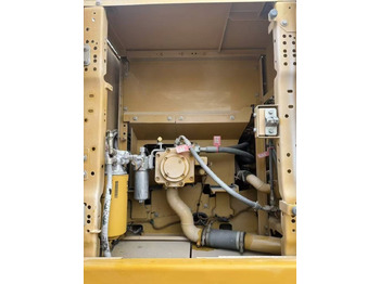 Crawler excavator CAT 320 GC: picture 4
