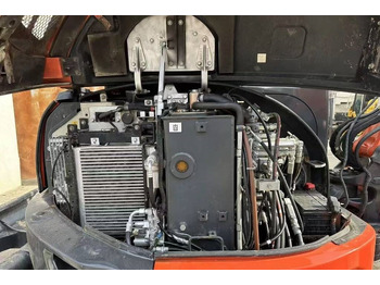 Crawler excavator Kubota 163: picture 5