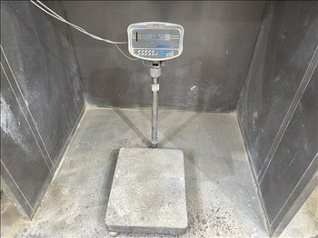 Food processing equipment