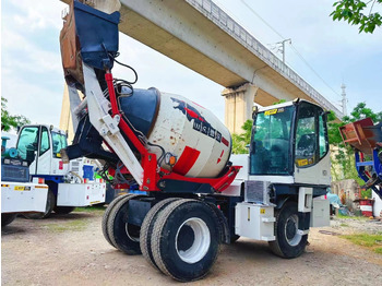 Concrete mixer truck DEYI 2 cubic concrete mixer: picture 4