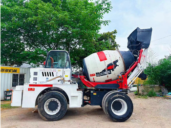 Concrete mixer truck DEYI 2 cubic concrete mixer: picture 3