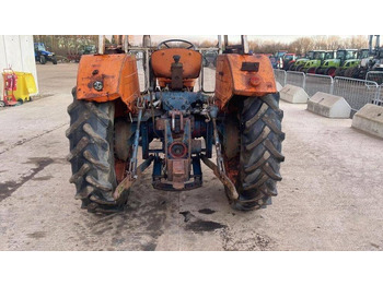 Farm tractor Fiat 670: picture 4