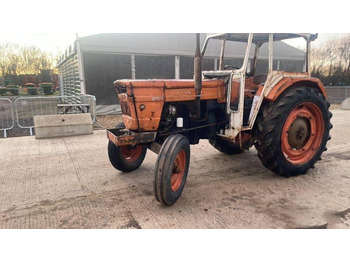 Farm tractor Fiat 670: picture 2