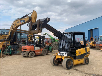 Telescopic handler JCB