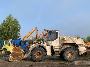 Wheel loader Liebherr L 566 2Plus2: picture 2