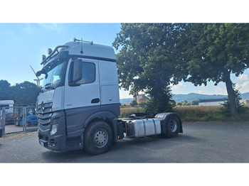 Tractor unit MERCEDES-BENZ Actros 1851