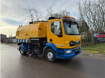 Dropside/ Flatbed truck DAF LF 55 220
