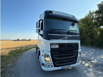 Tractor unit VOLVO FH 500