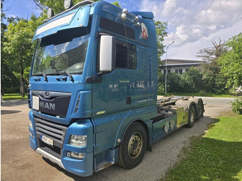 Hook lift truck MAN TGX 26.580