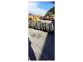 Tire BRIDGESTONE