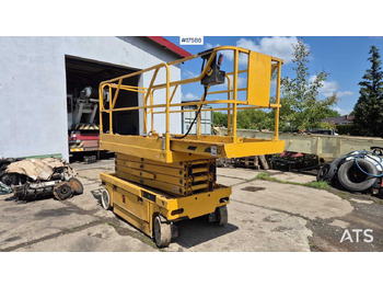 Scissor lift HAULOTTE Compact 12