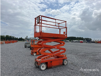 Scissor lift SKYJACK