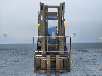 Diesel forklift Doosan D30 GP: picture 3