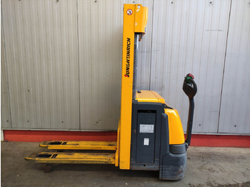 Stacker JUNGHEINRICH EJC