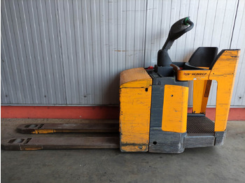 Pallet truck JUNGHEINRICH ERE