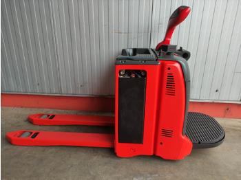 Pallet truck LINDE T