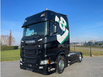 Tractor unit SCANIA S 580